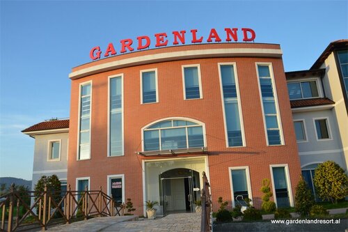 Гостиница Gardenland Resort в Области Шкодер
