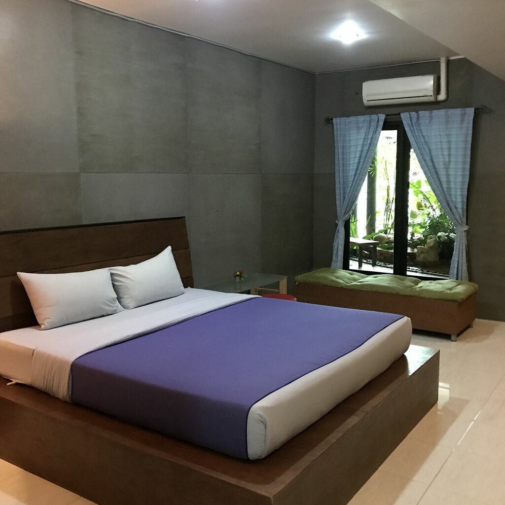 Hotel Oyo 623 Cafe'@Luv22, Phuket Province, photo