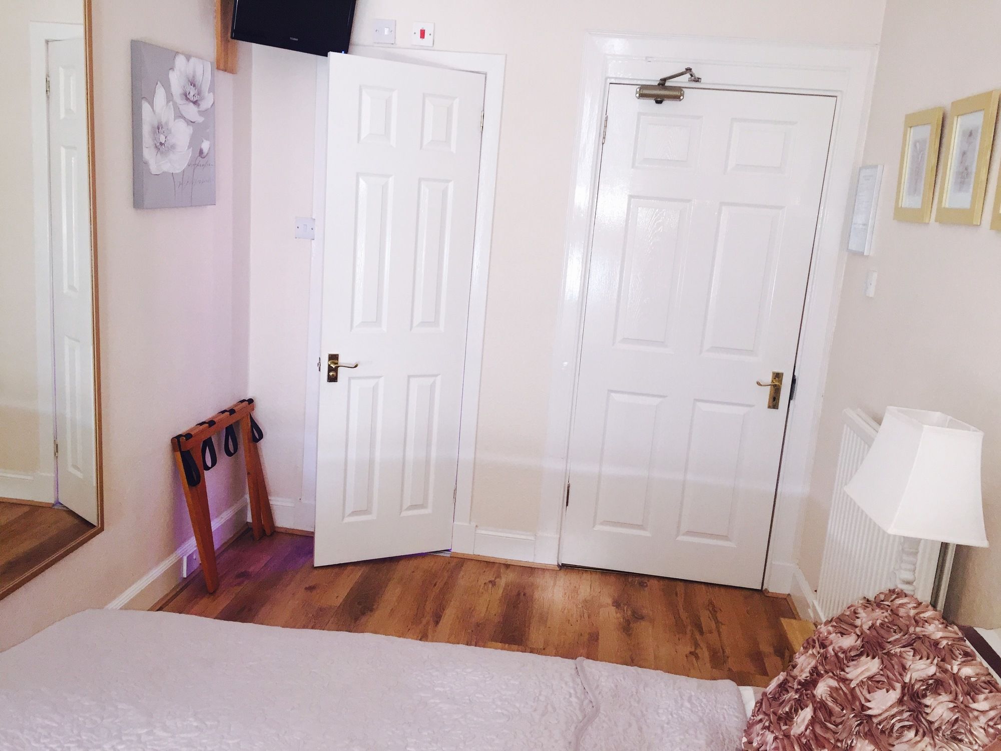 Фото Beechwood Ensuite Guest House