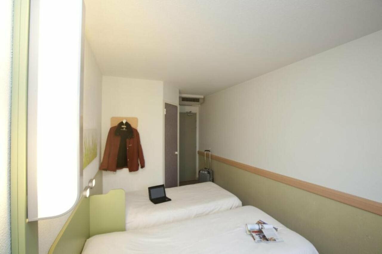 Фото Ibis budget Carcassonne La Cité