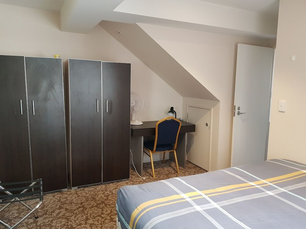 Фото Empire Apartments