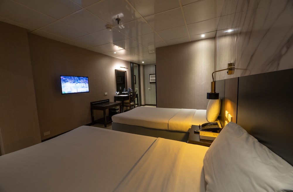 Фото Star Plaza Hotel