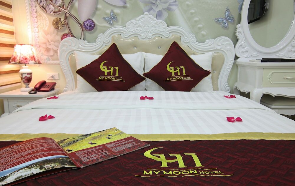 Фото My Moon Hotel
