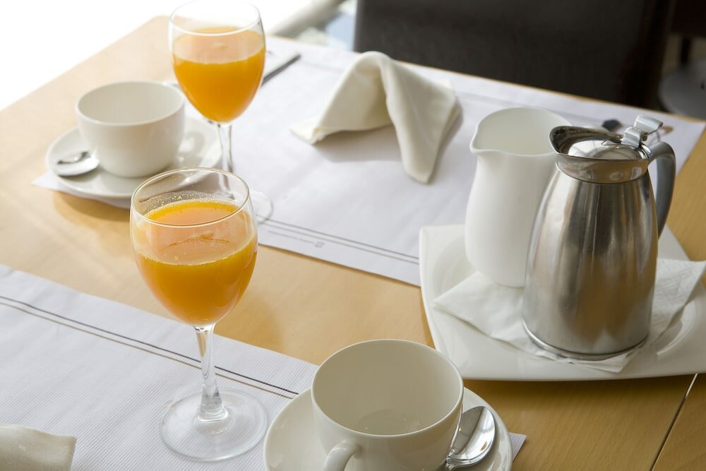 Фото Las Rocas Playa Hotel