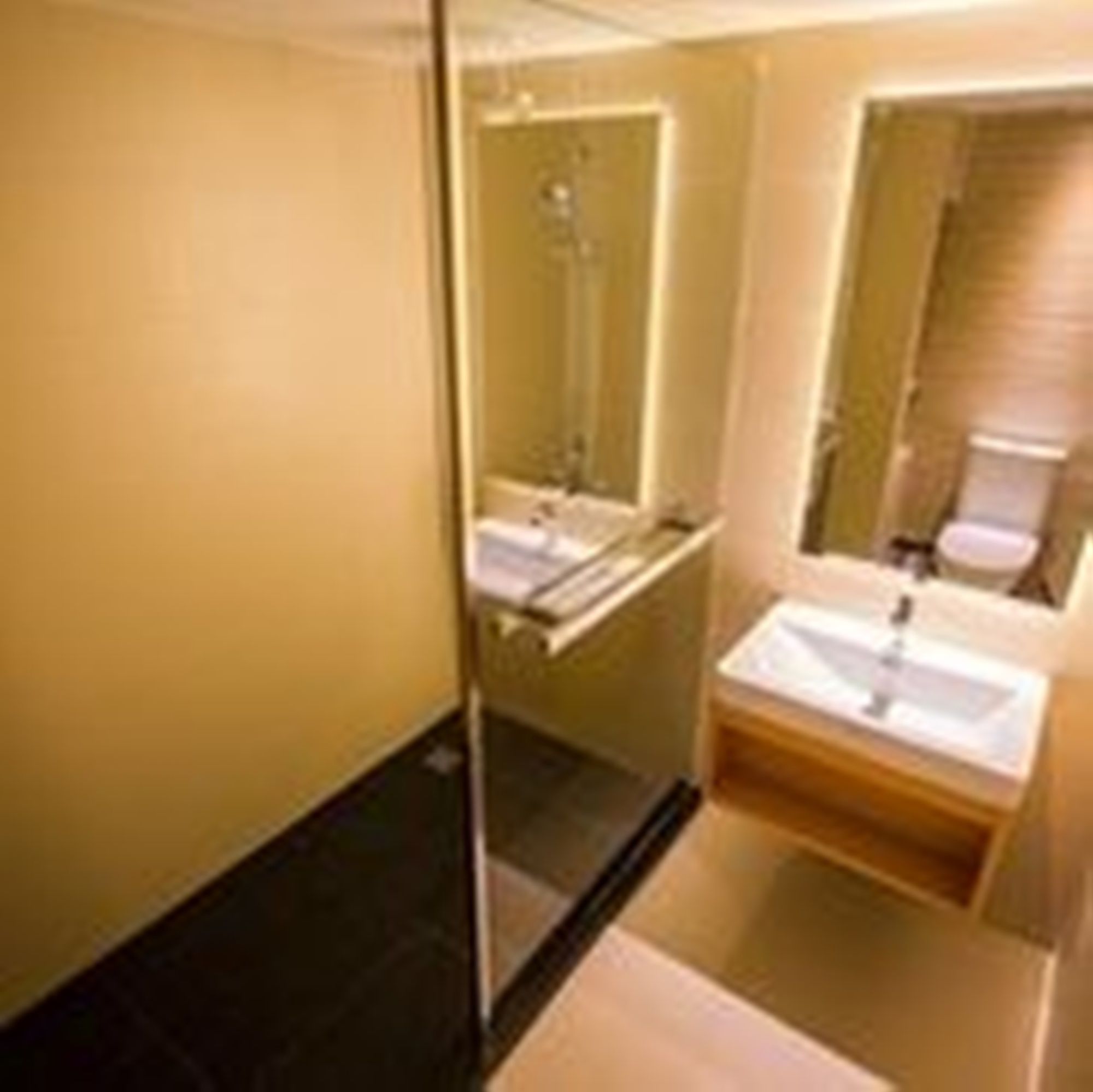 Фото Crystal Hotel Hat Yai
