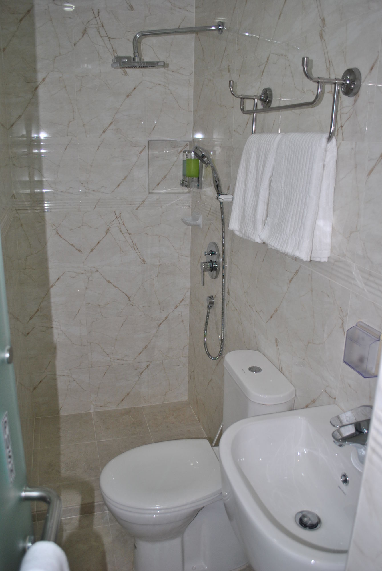 Фото Jayleen Clarke Quay Hotel