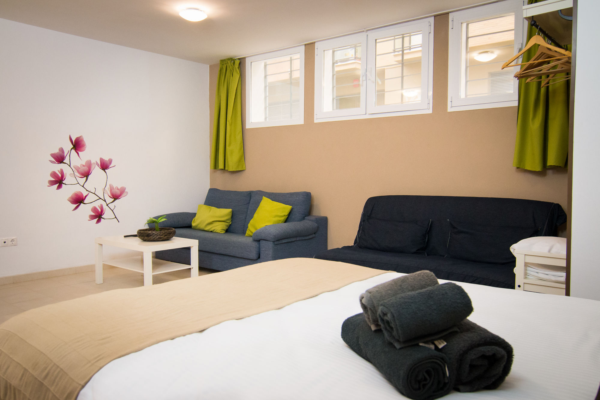 Фото Holidays 2 Malaga Studios Juan De Mena