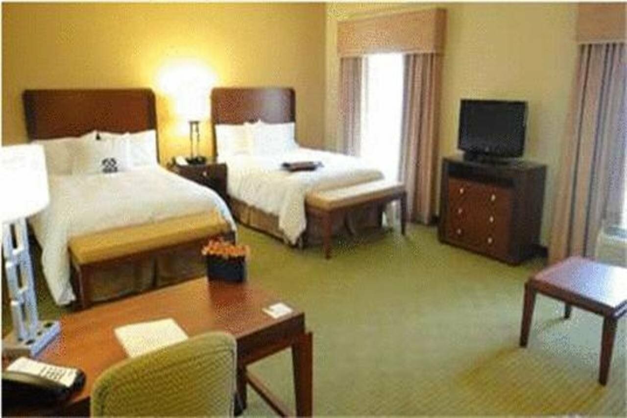 Фото Hampton Inn & Suites Riverside/Corona East