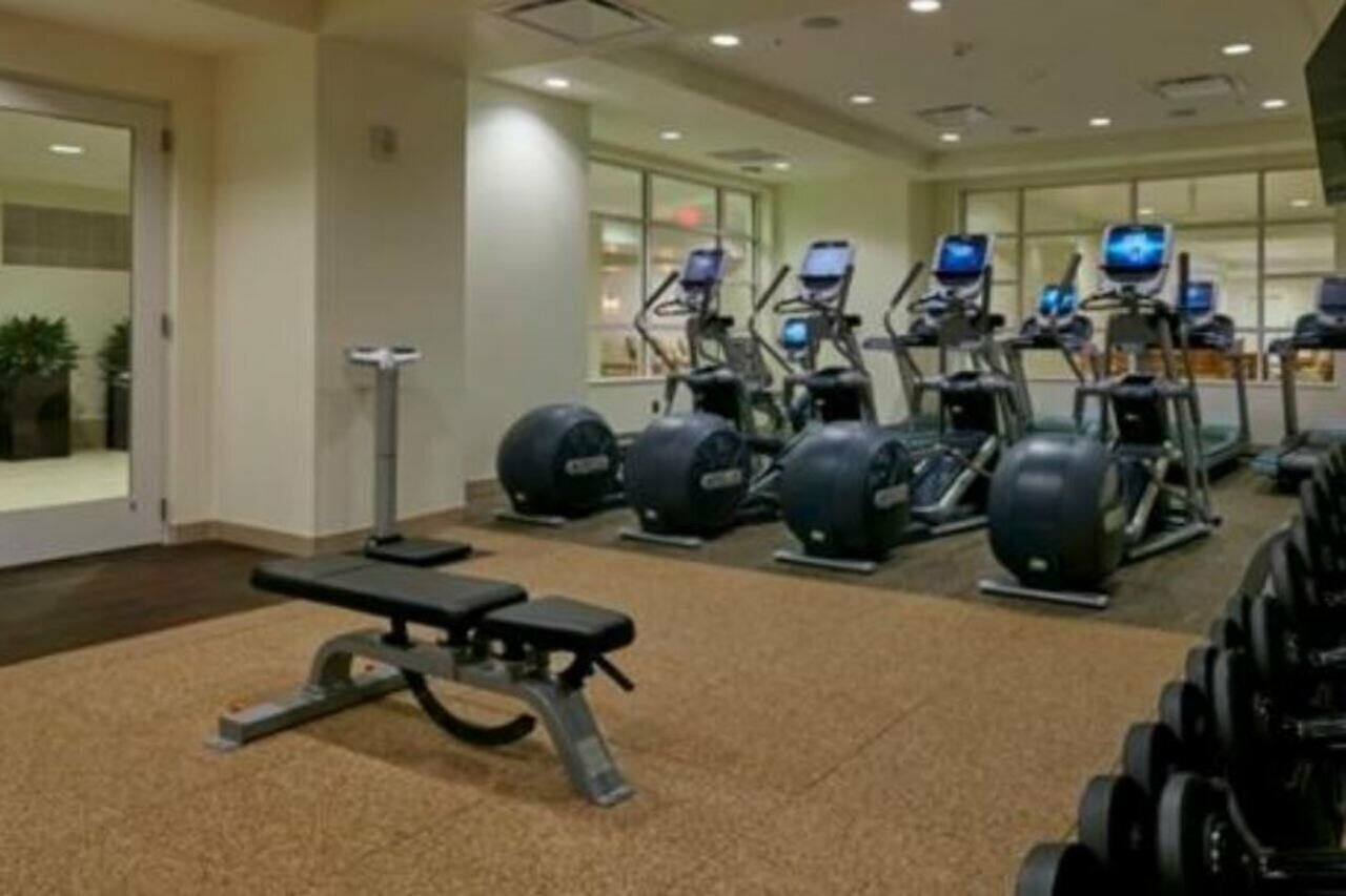 Фото Embassy Suites Louisville Downtown