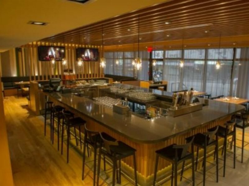 Фото The Listel Hotel