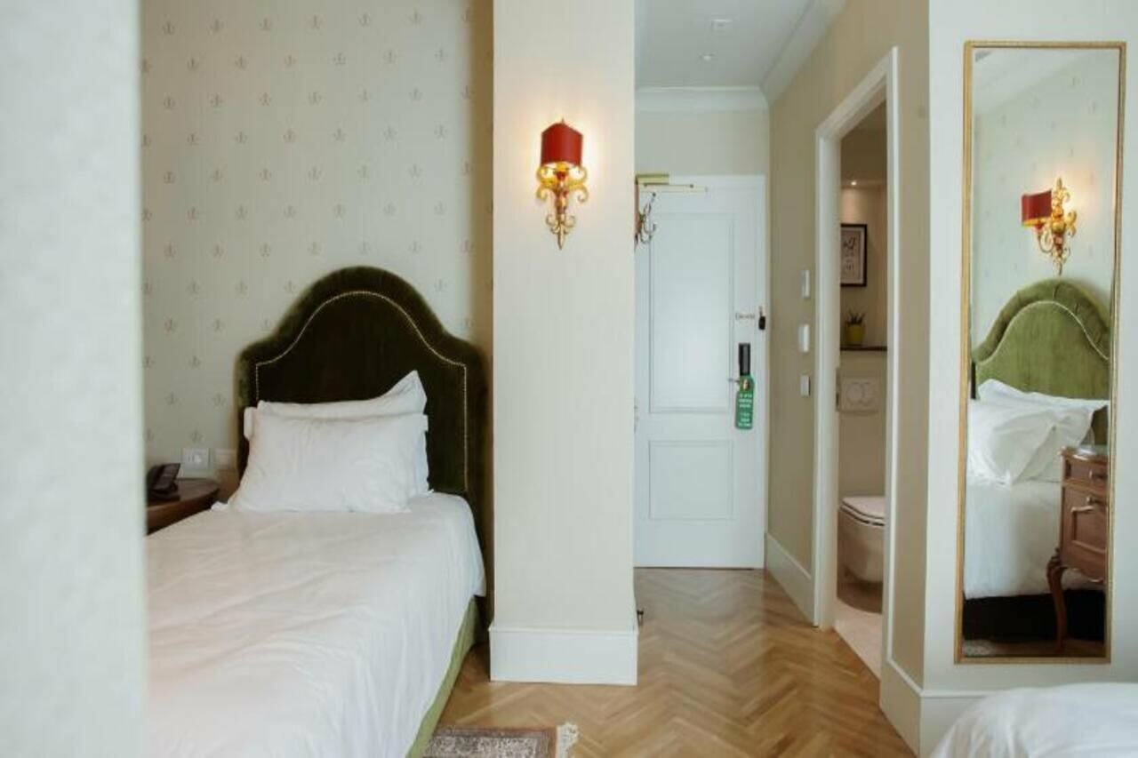 Фото Ebel Boutique Hotel