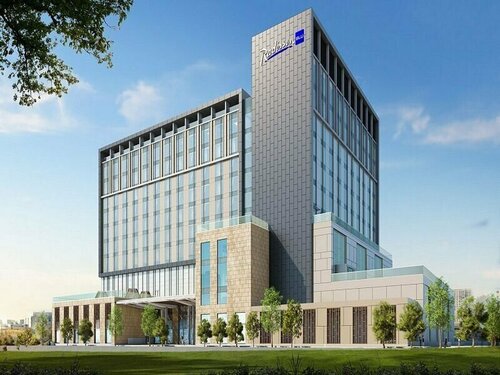 Гостиница Radisson Blu Hotel & SPA, Nashik в Нашике