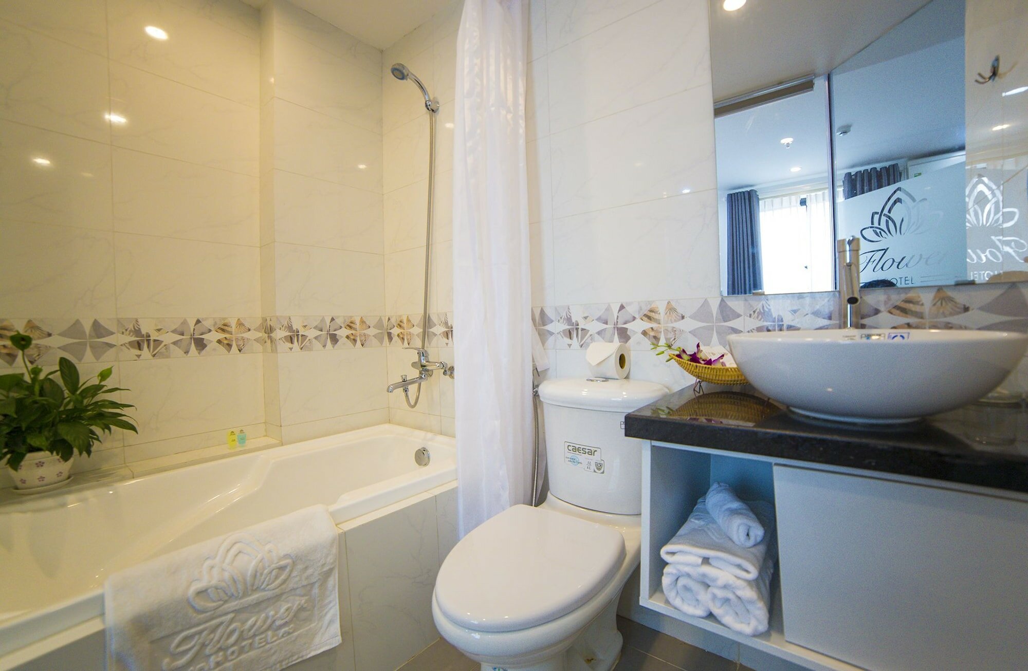 Фото Flower Hotel