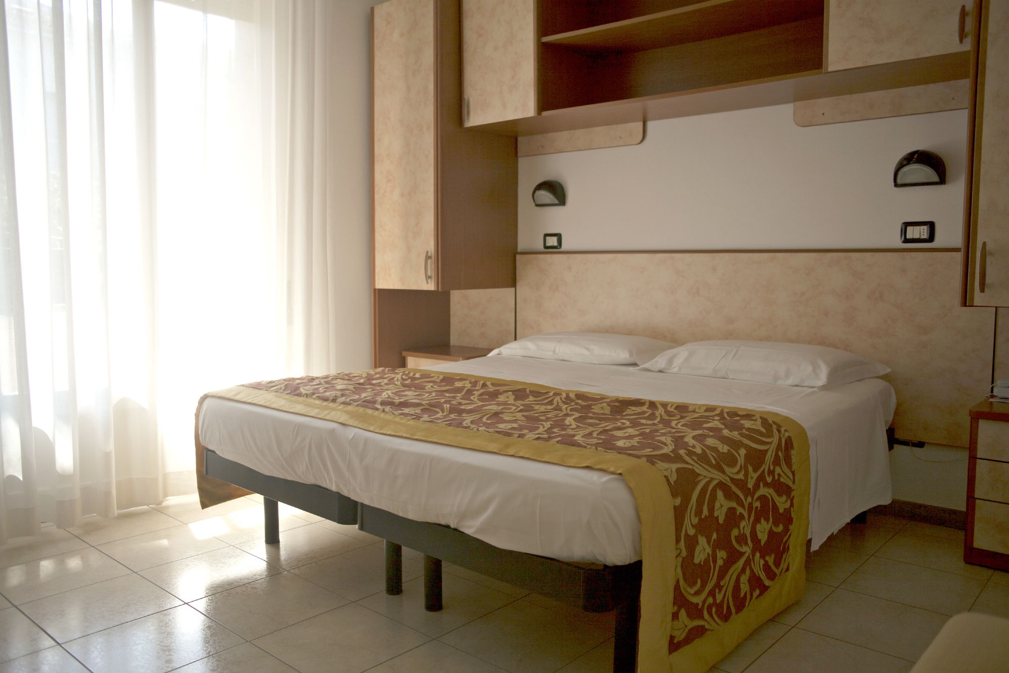 Фото Hotel Cannes Riccione