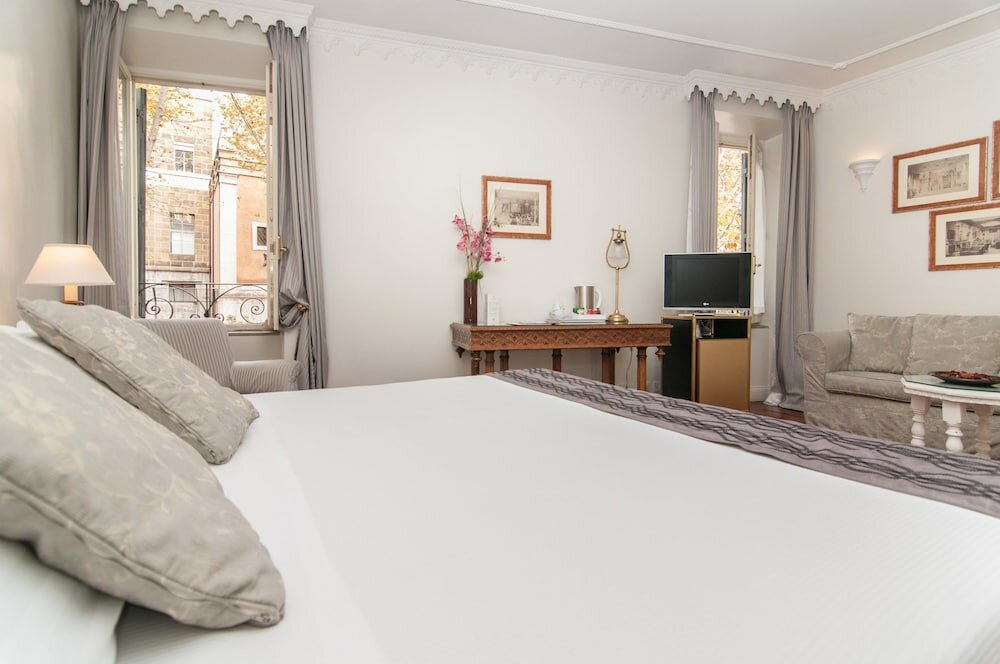 Фото Hotel Alexandra