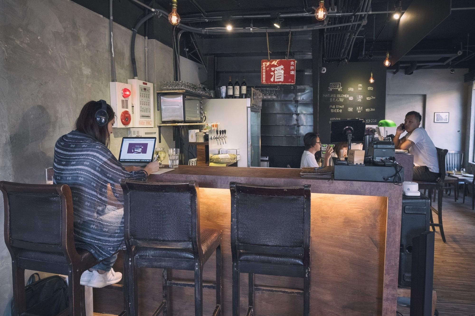 Фото Five Elements Hostel Taipei