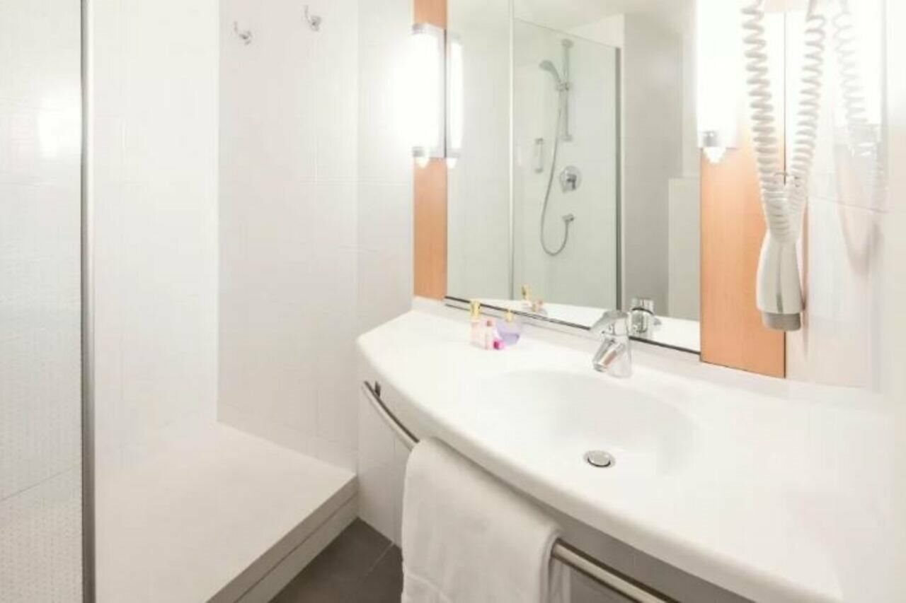 Фото Ibis Lisboa Centro Saldanha