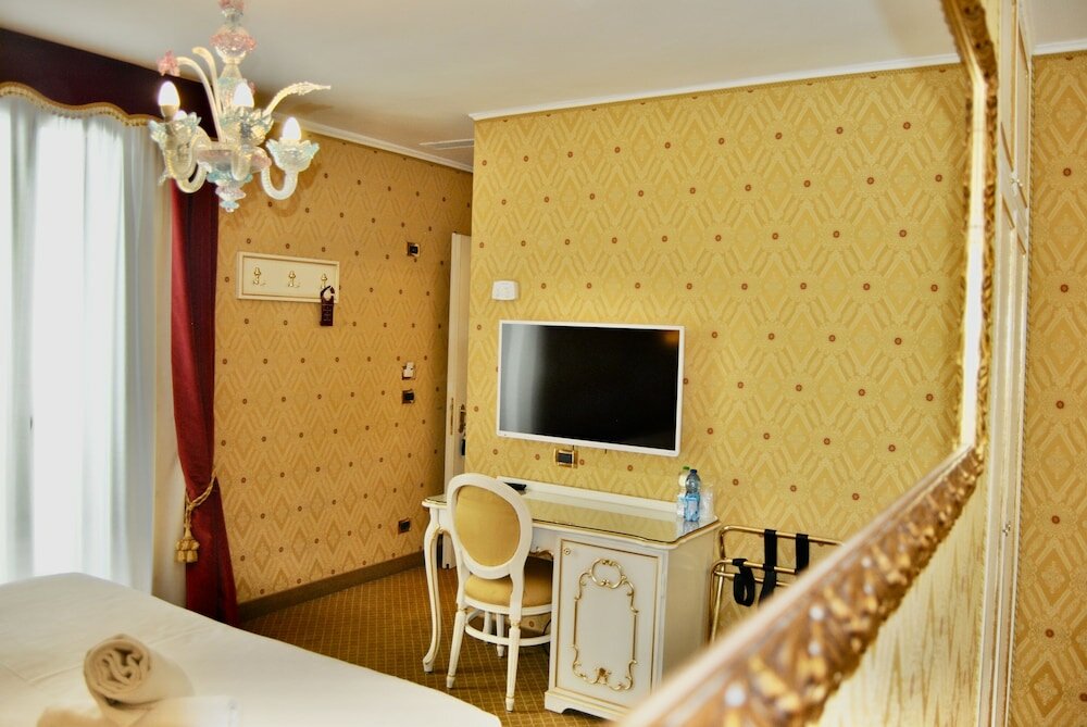 Фото Gardena Hotel