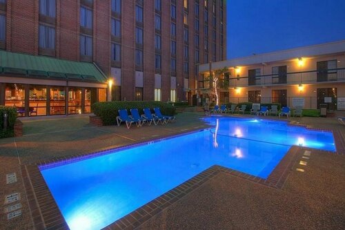 Гостиница Mcm Elegante Hotel & Suites Dallas в Далласе