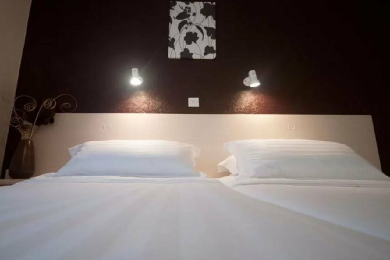 Фото Norfolk Hotel