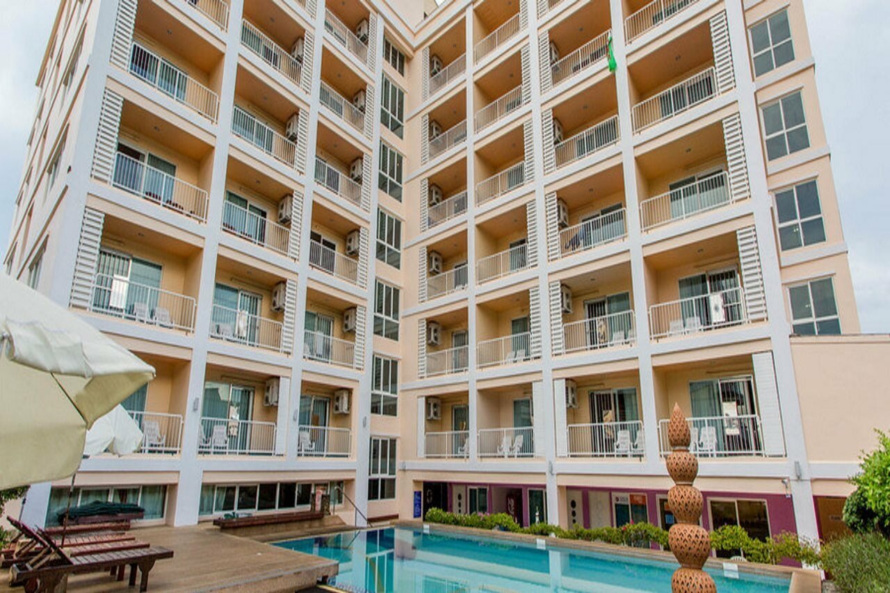 Фото отеля 2