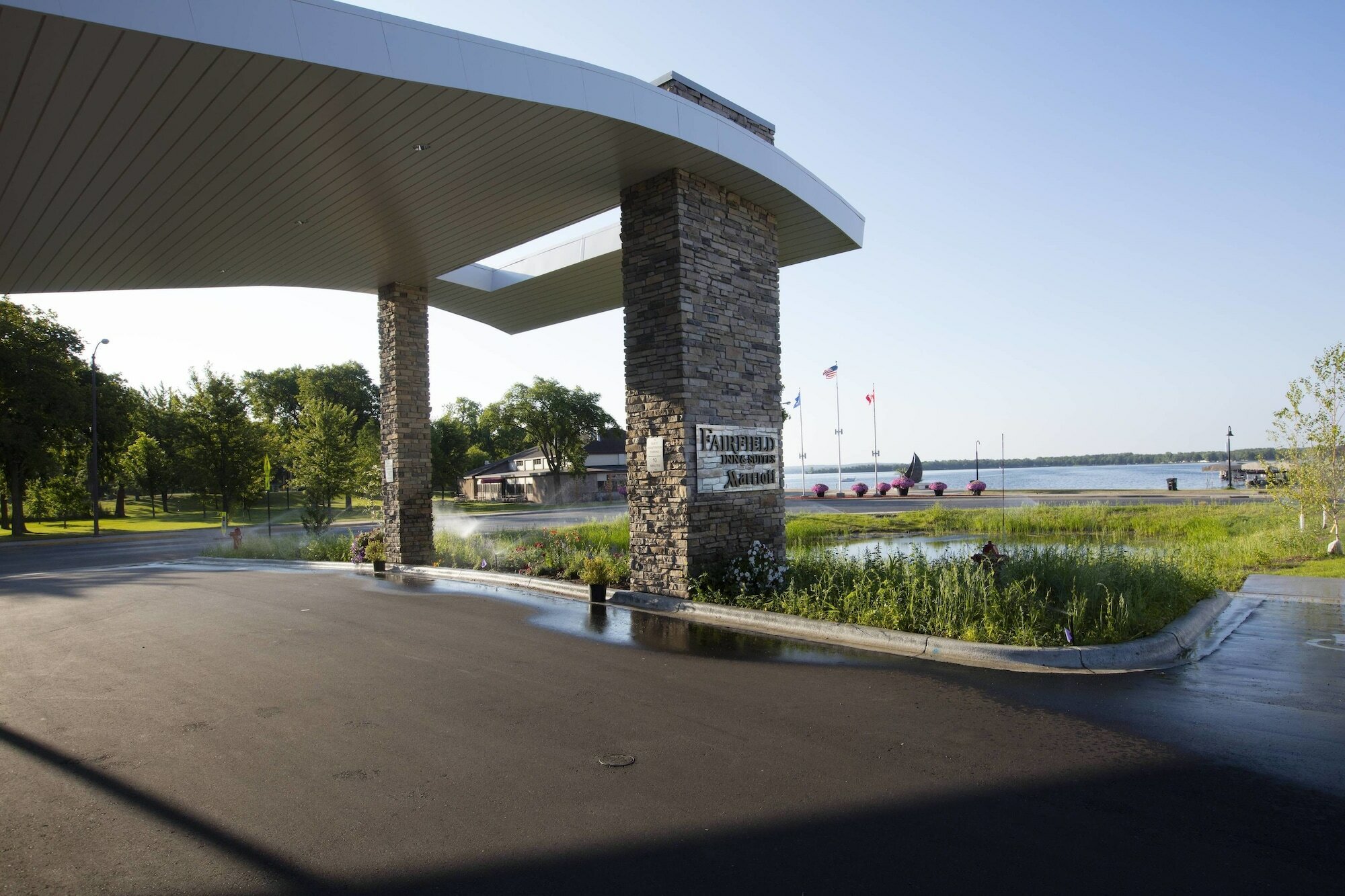 Фото Fairfield Inn & Suites by Marriott Detroit Lakes