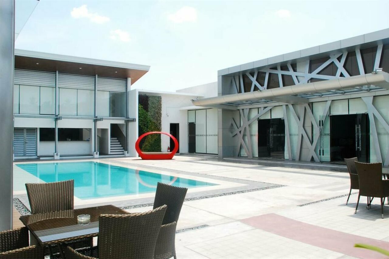 Фото Century Hotel