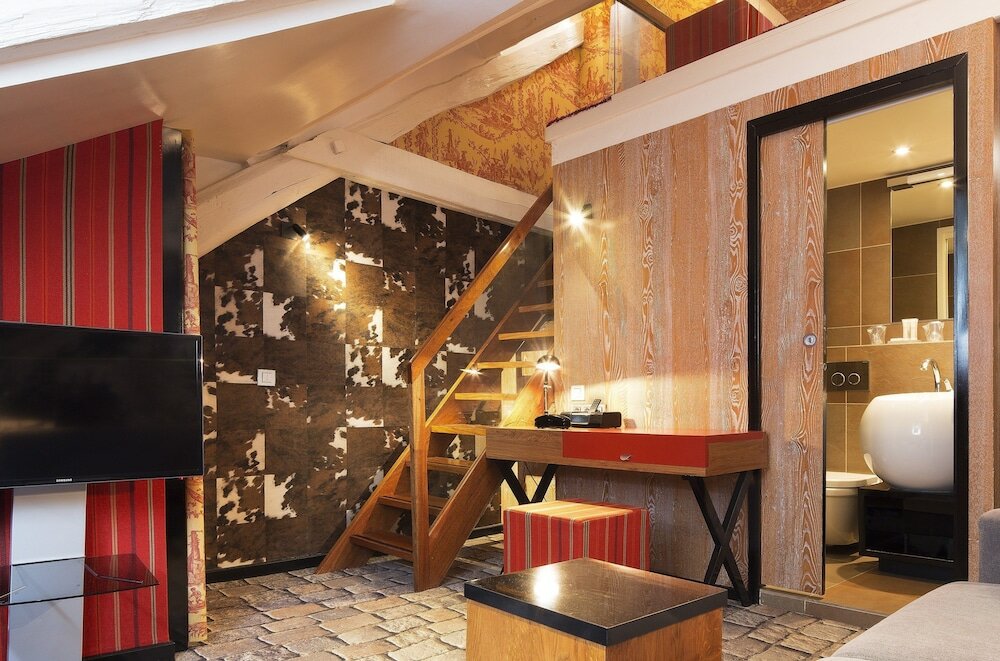 Фото Hotel Notre Dame Saint-Michel