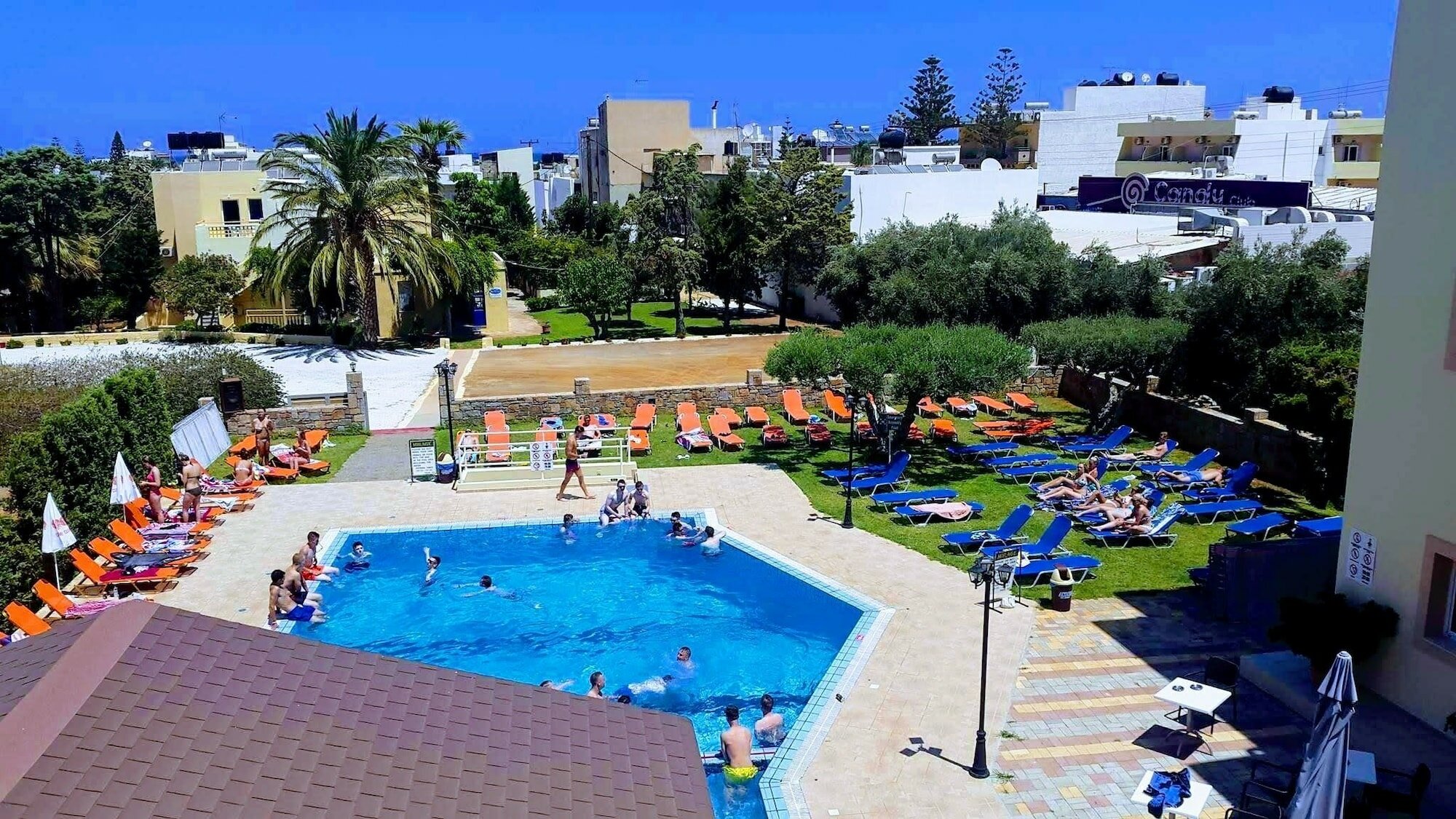 Фото отеля 3