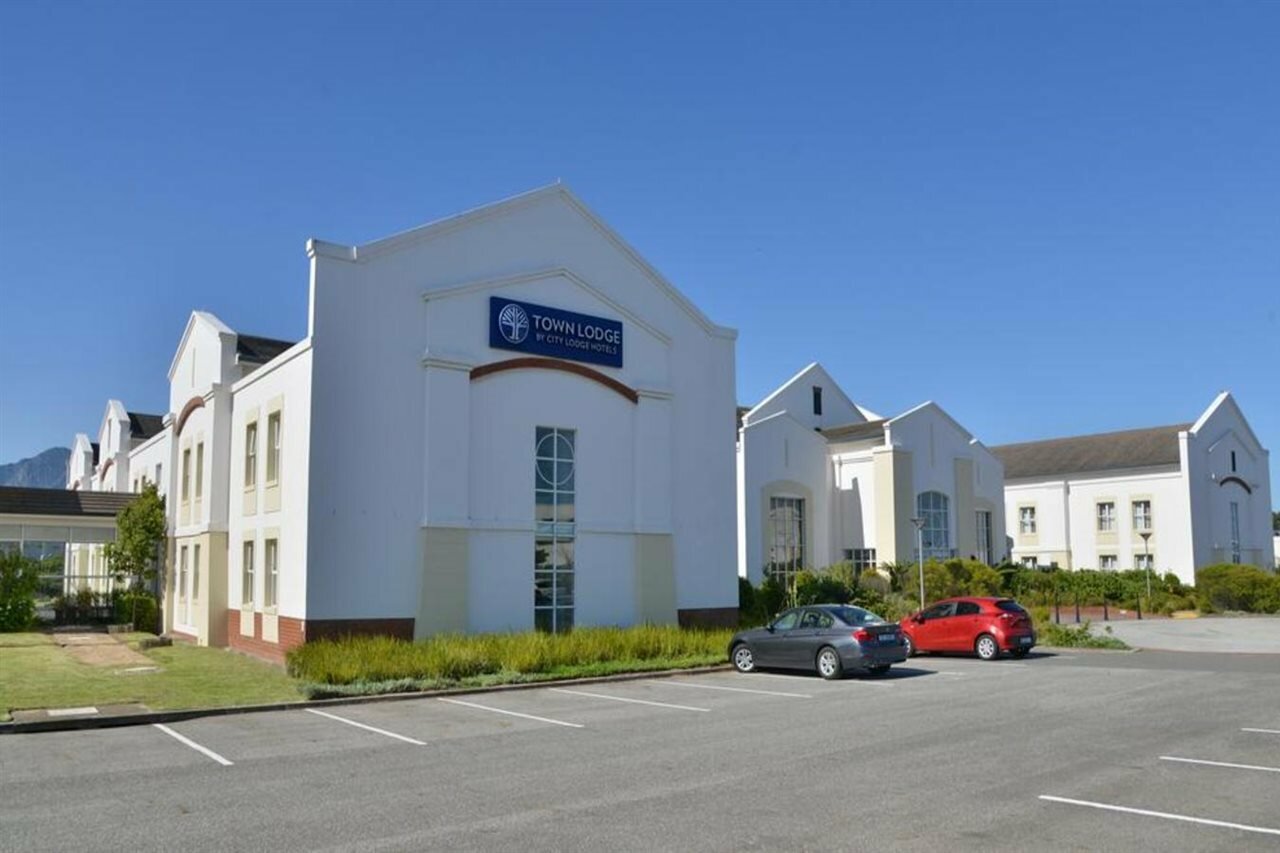 Фото Town Lodge George