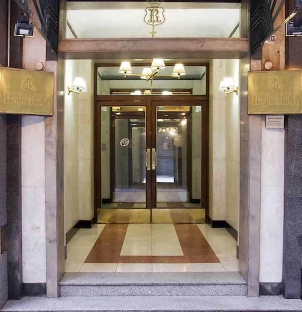 Фото Regis Orho Hotel