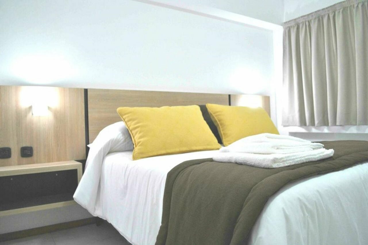 Фото Apartamentos Mendoza