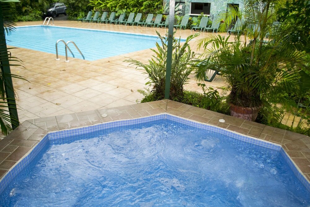 Фото Lands in Love Hotel