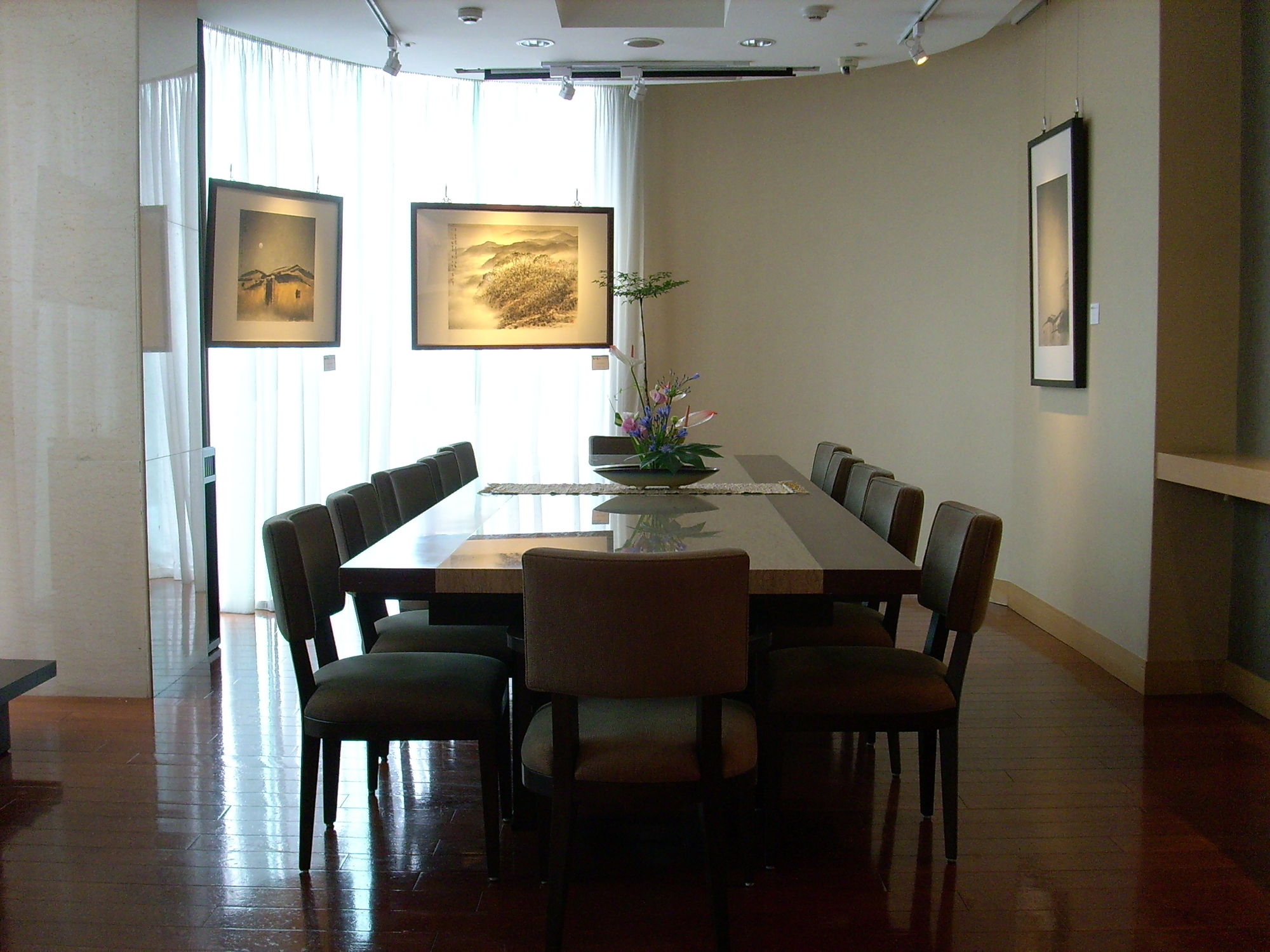 Фото Landmark Inn