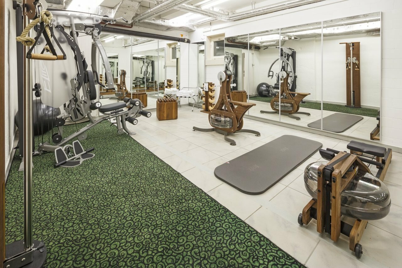 Фото Swiss Night by Fassbind