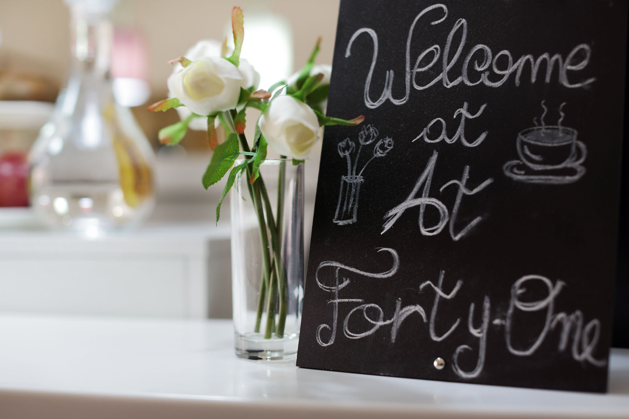 Фото At Forty One