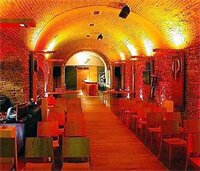 Фото Aparthotel Austria Suites