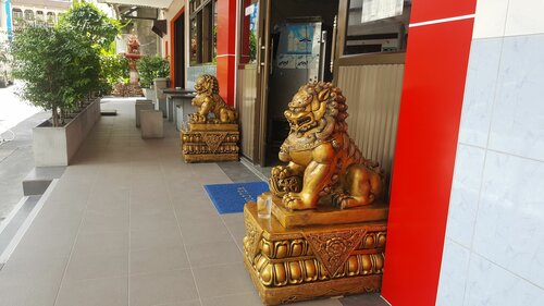 Гостиница Station Hotel в Транге