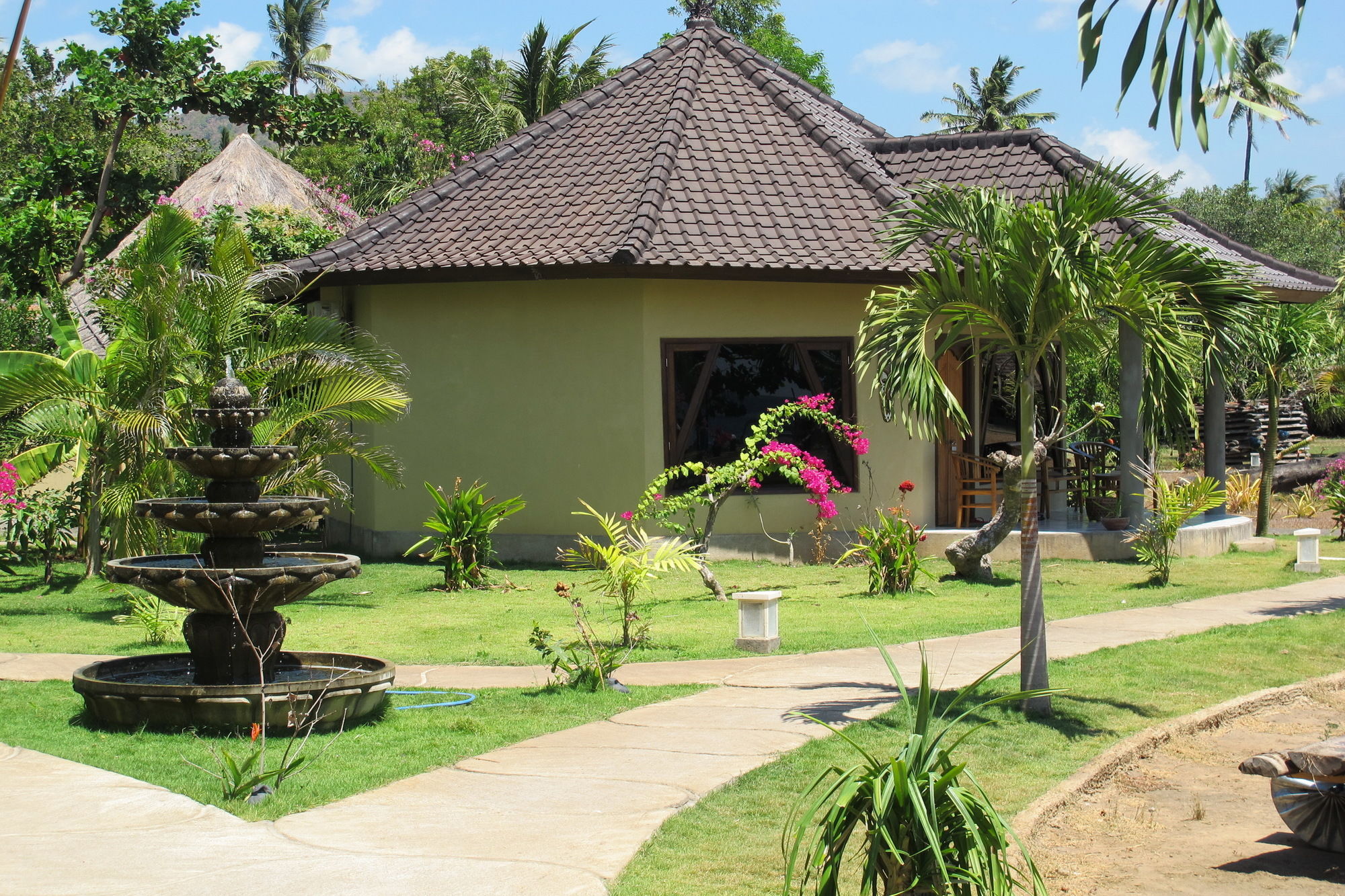 Фото Hotel Uyah Amed & Spa Resort