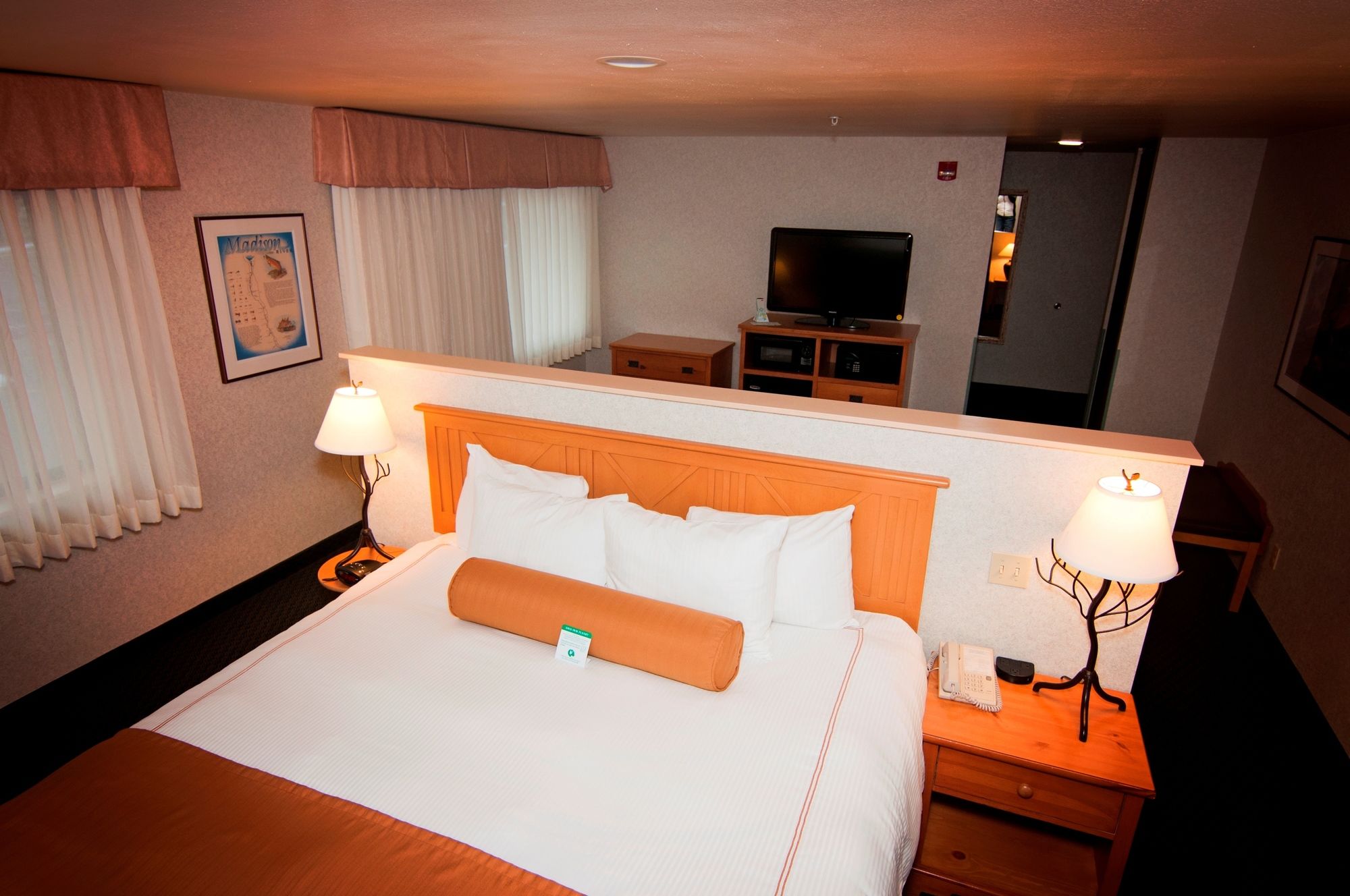 Фото Best Western Plus GranTree Inn