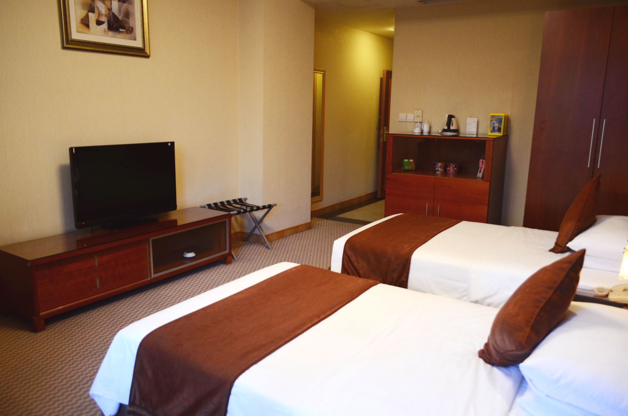 Фото Chongqing Milky Way Hotel