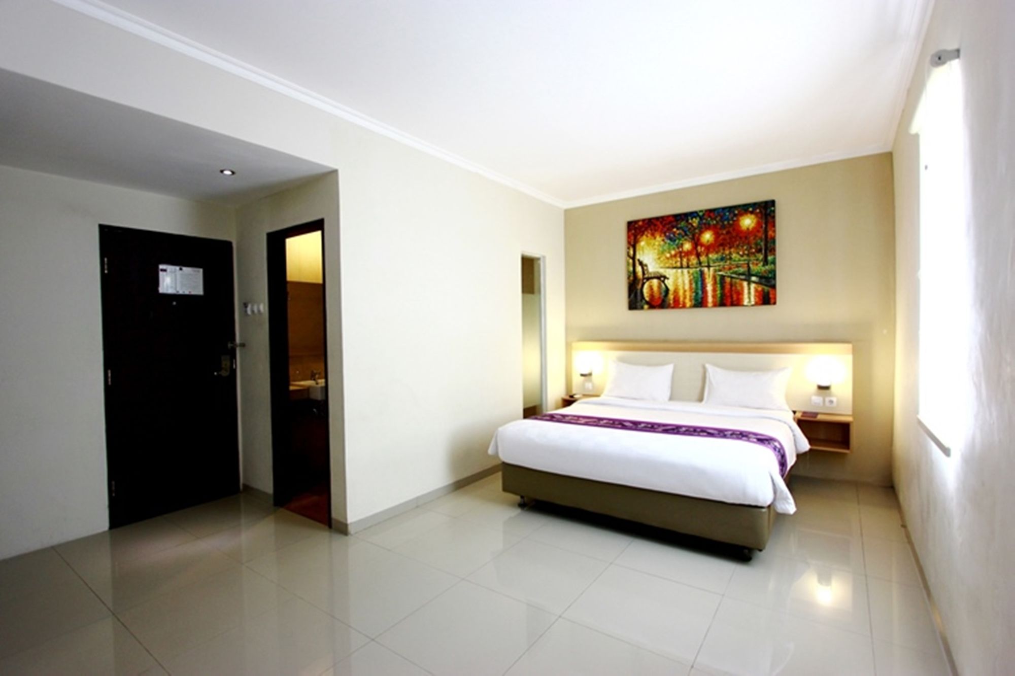 Фото Laxston Hotel by Front One