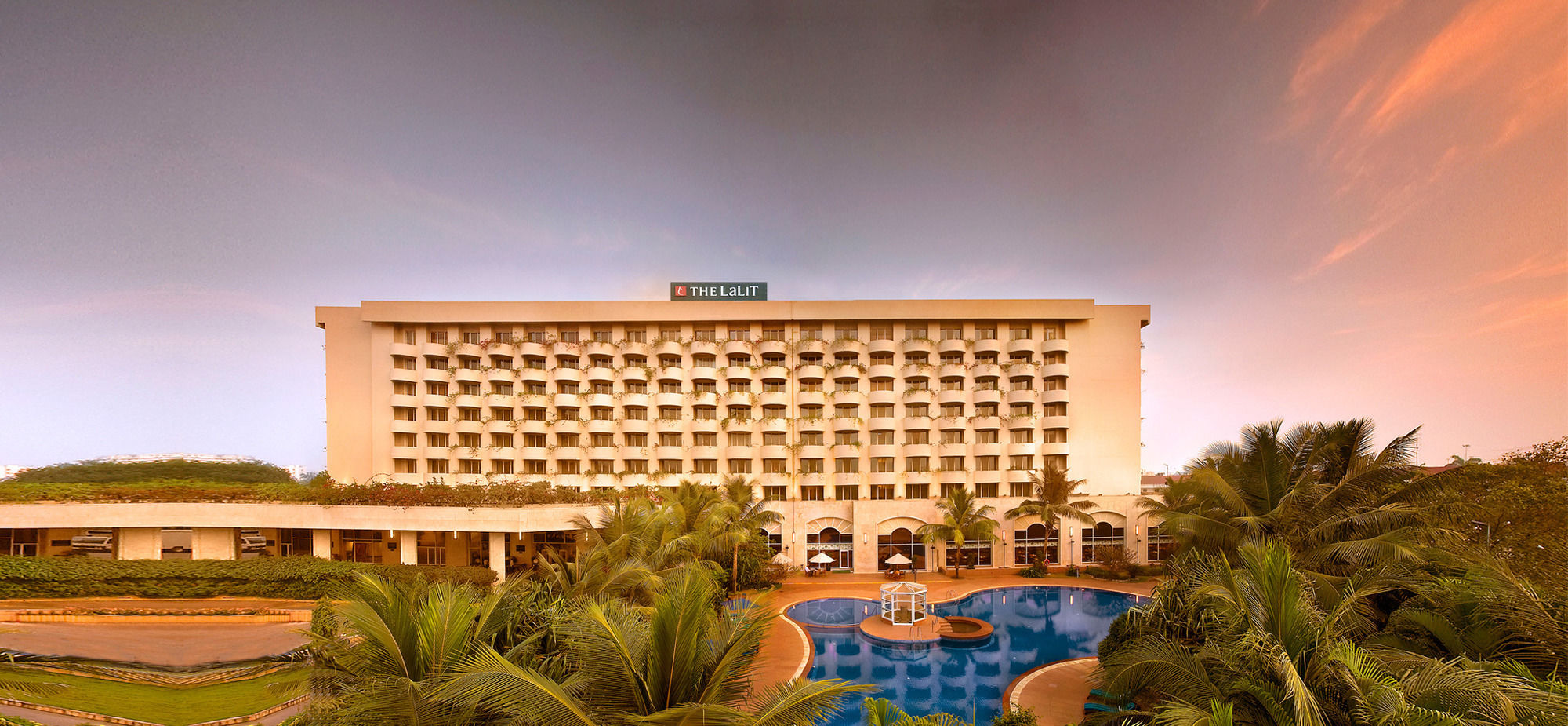 Фото The LaLiT Mumbai
