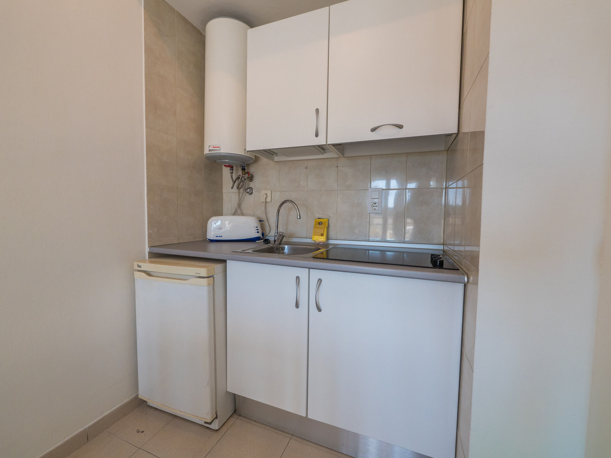 Фото Apartaments Ar Melrose Place