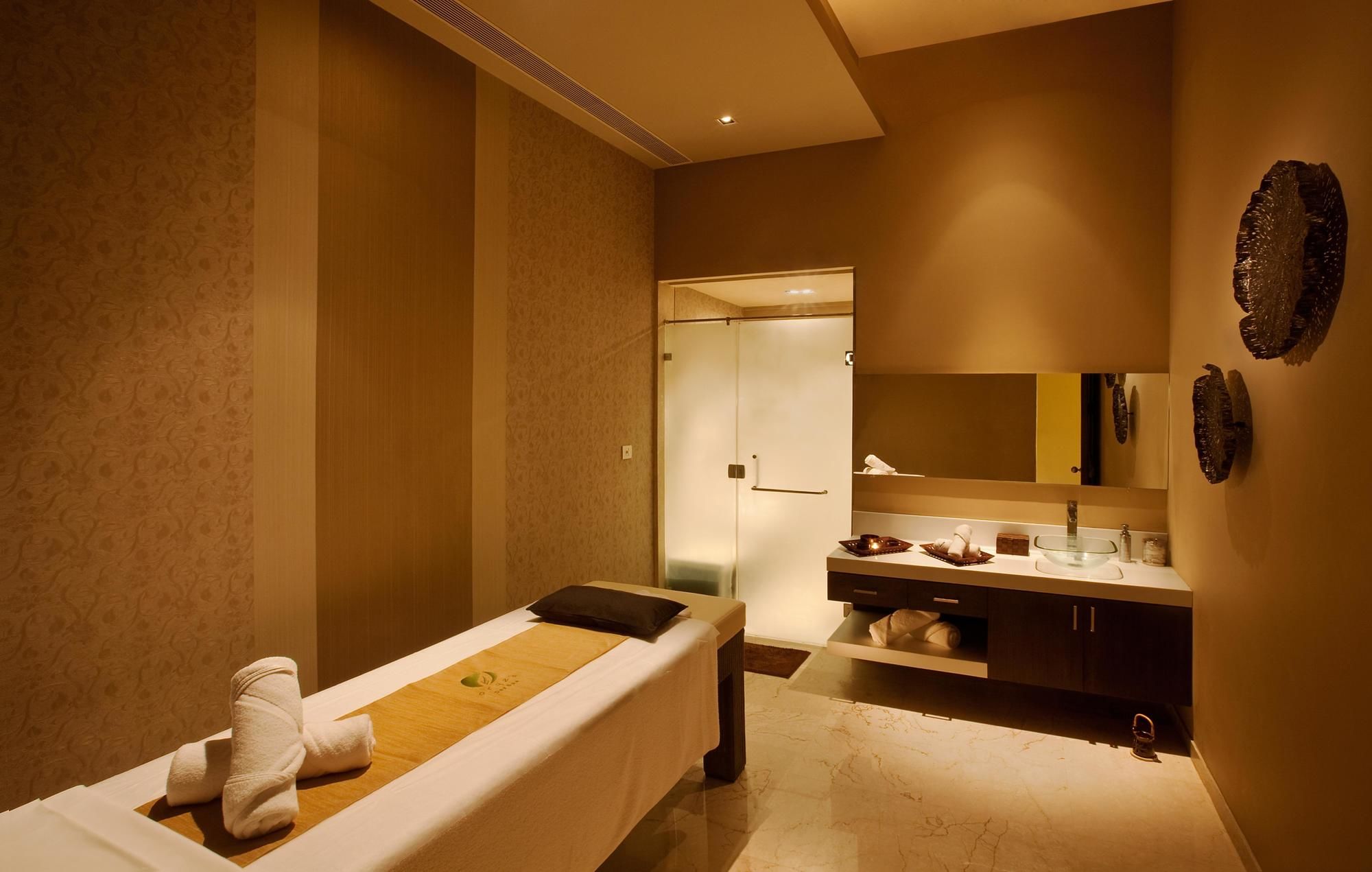 Фото The Raintree, Anna Salai