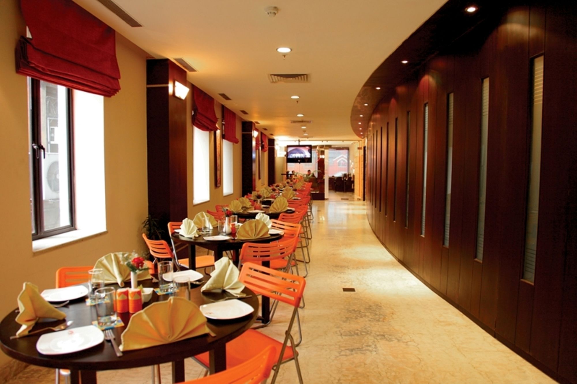 Фото The Lindsay