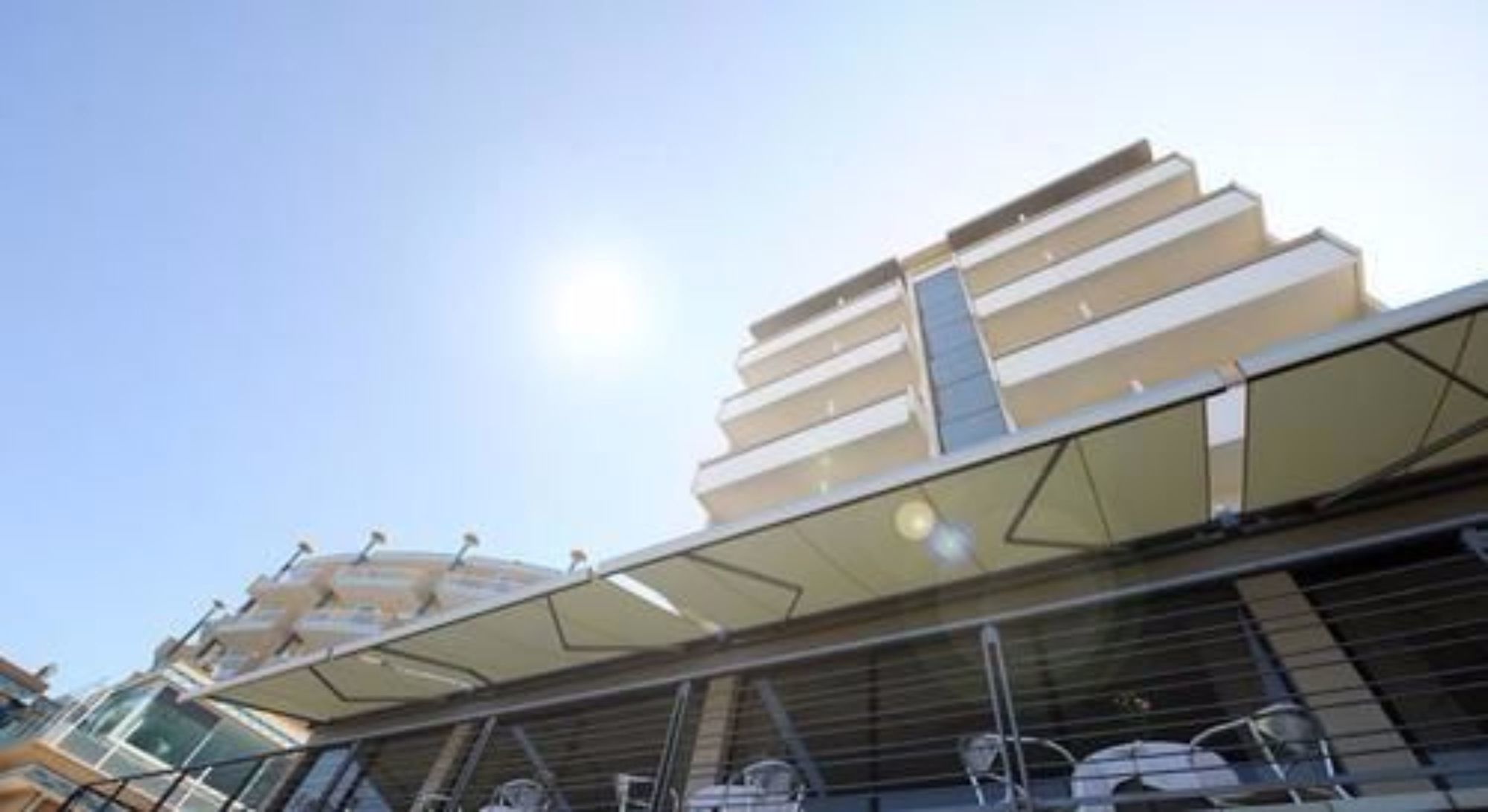 Фото National Hotel