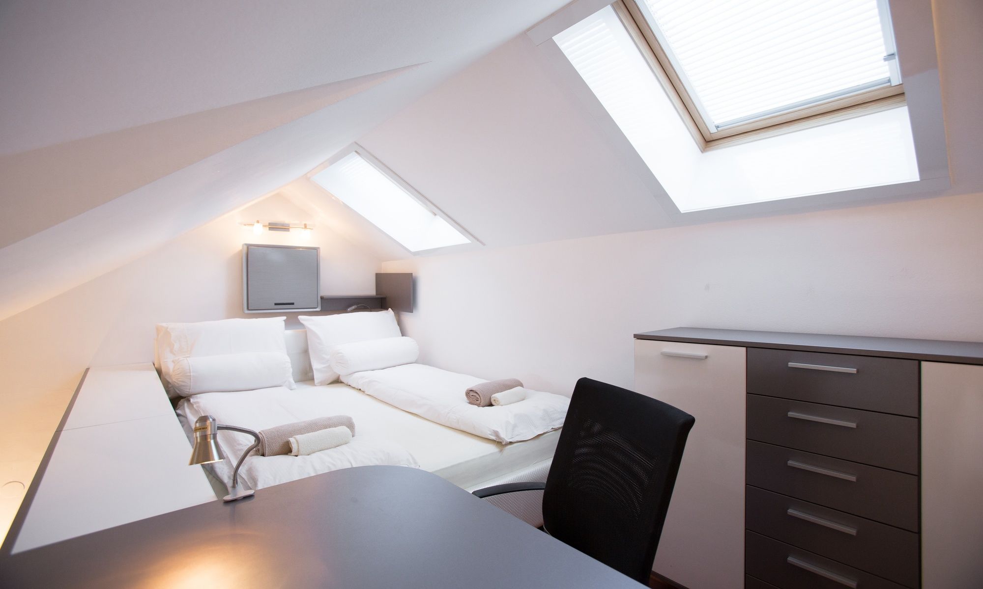 Фото Angel Main Square