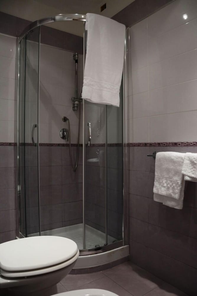 Фото Hotel Erdarelli
