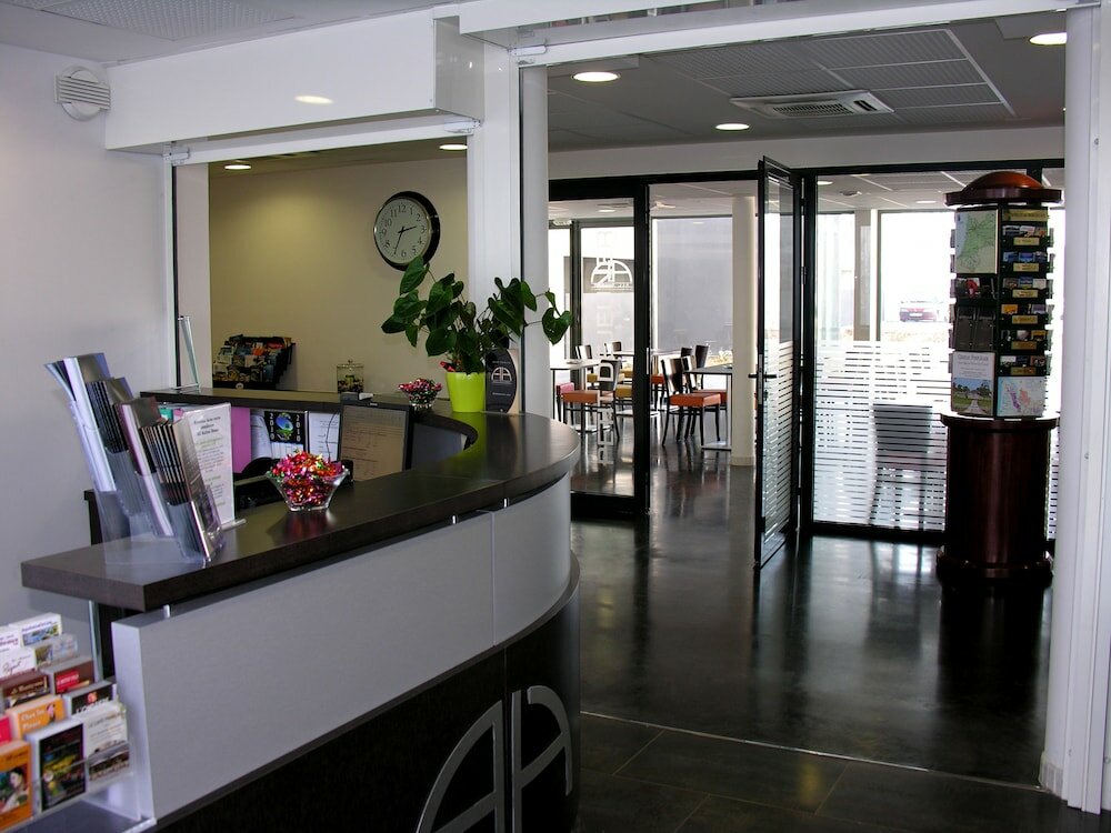 Фото All Suites Appart hotel Bordeaux Lac